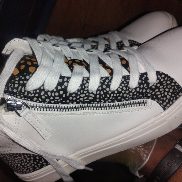 Two pairs size 8 and 7 (womens) - Picture 1 of 9